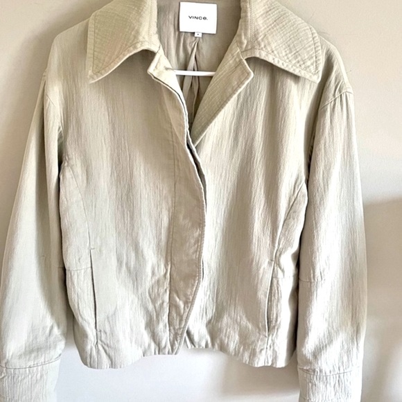 Vince light green gauze-like blazer/jacket sz 8 - Picture 2 of 12